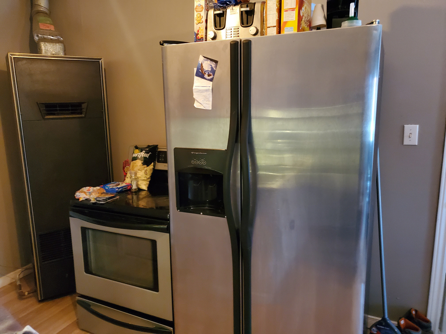 25 ROBINSON Street Port Burwell, Ontario The PLC Real Estate Team